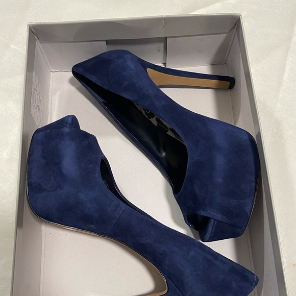 Blue Suede Jessica Simpson Platform Heels - Picture 2 of 5
